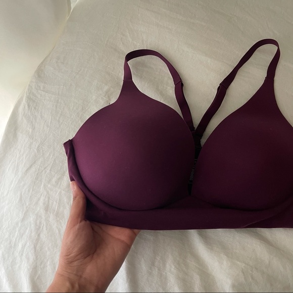 Victoria’s Secret Easy T-Shirt Bra 34D - Picture 2 of 4